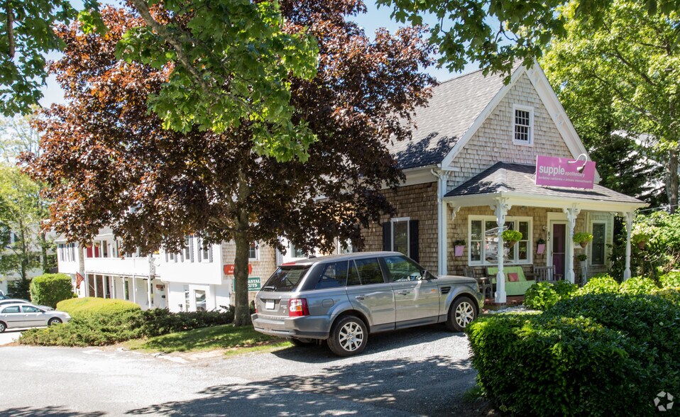 80-82 Route 6A, Orleans, MA à vendre - Photo principale - Image 1 de 31