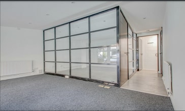 37 Westminster Bridge Rd, London for lease Interior Photo- Image 2 of 7