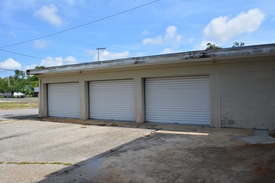 1417 W Cervantes St, Pensacola, FL à louer - Photo du bâtiment - Image 2 de 32