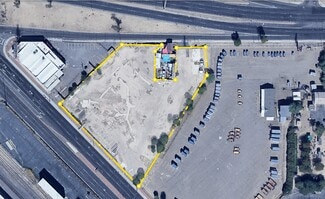 Plus de détails pour 3333 W Indian School Rd, Phoenix, AZ - Industriel à louer