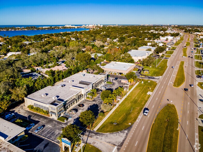 S Tamiami Trl, Sarasota, FL à louer - Aérien - Image 3 de 3