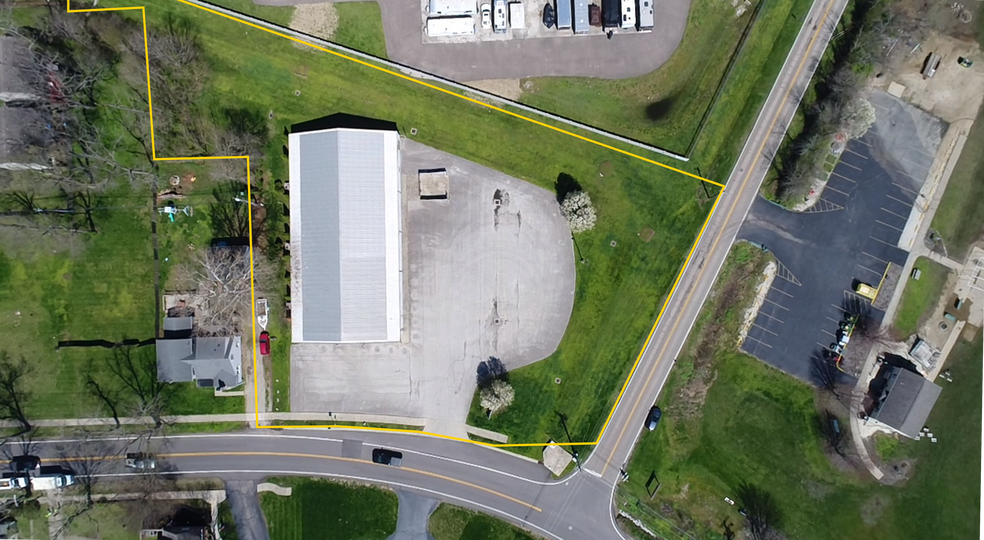 120 E Franklin St, Bellbrook, OH à louer - Photo du bâtiment - Image 2 de 3