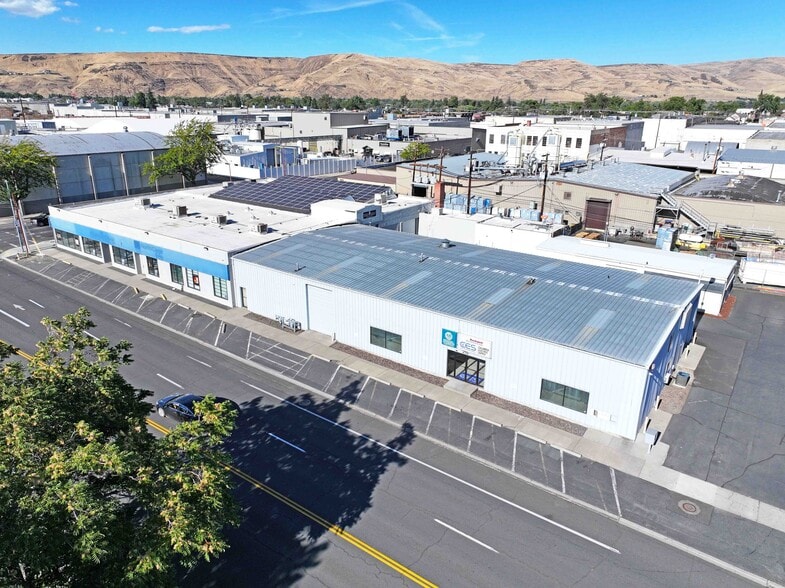 215 N 3rd Ave, Yakima, WA for sale - Building Photo - Image 3 of 16
