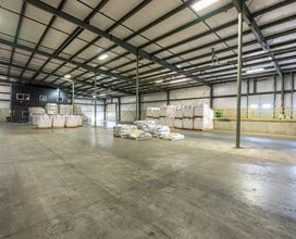 515 S Main St, Fremont, NE for lease Interior Photo- Image 1 of 6