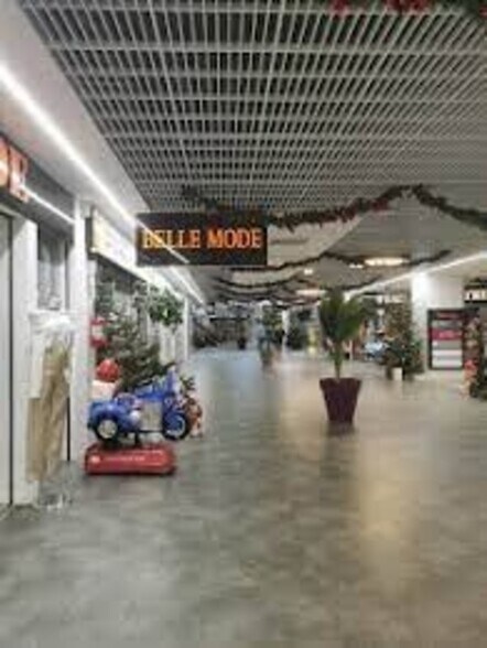 Retail in Belfort for sale - Building Photo - Image 1 of 5