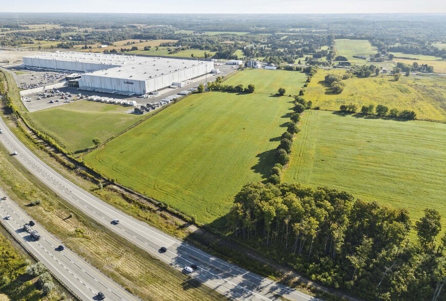 18442 Woodbine Av, Sharon, ON à vendre - Photo du bâtiment - Image 2 de 11