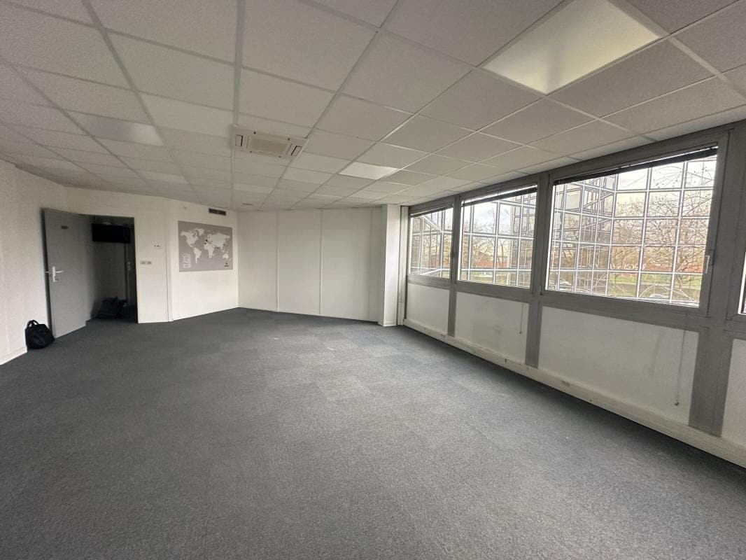 2 Bis Rue Marcel Doret, Burolines 1, Blagnac for lease Interior Photo- Image 1 of 10