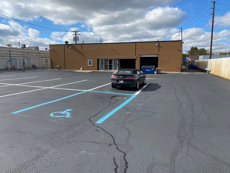 5306-5312 N Keystone Ave, Indianapolis, IN à louer - Photo du bâtiment - Image 3 de 6