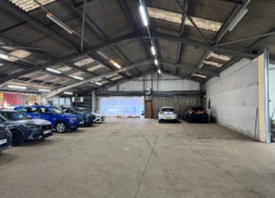 Duncan Rd, Park Gate for lease Interior Photo- Image 2 of 4