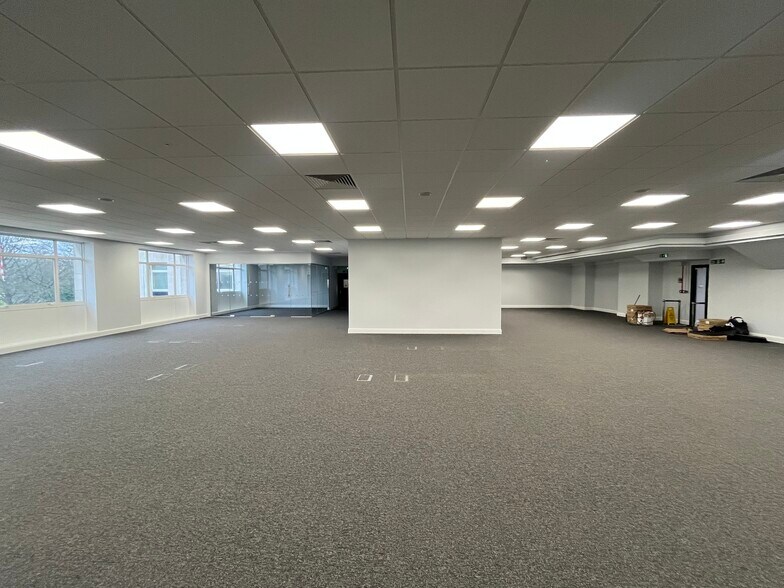 Great North Rd, Hatfield à louer - Photo du bâtiment - Image 3 de 18