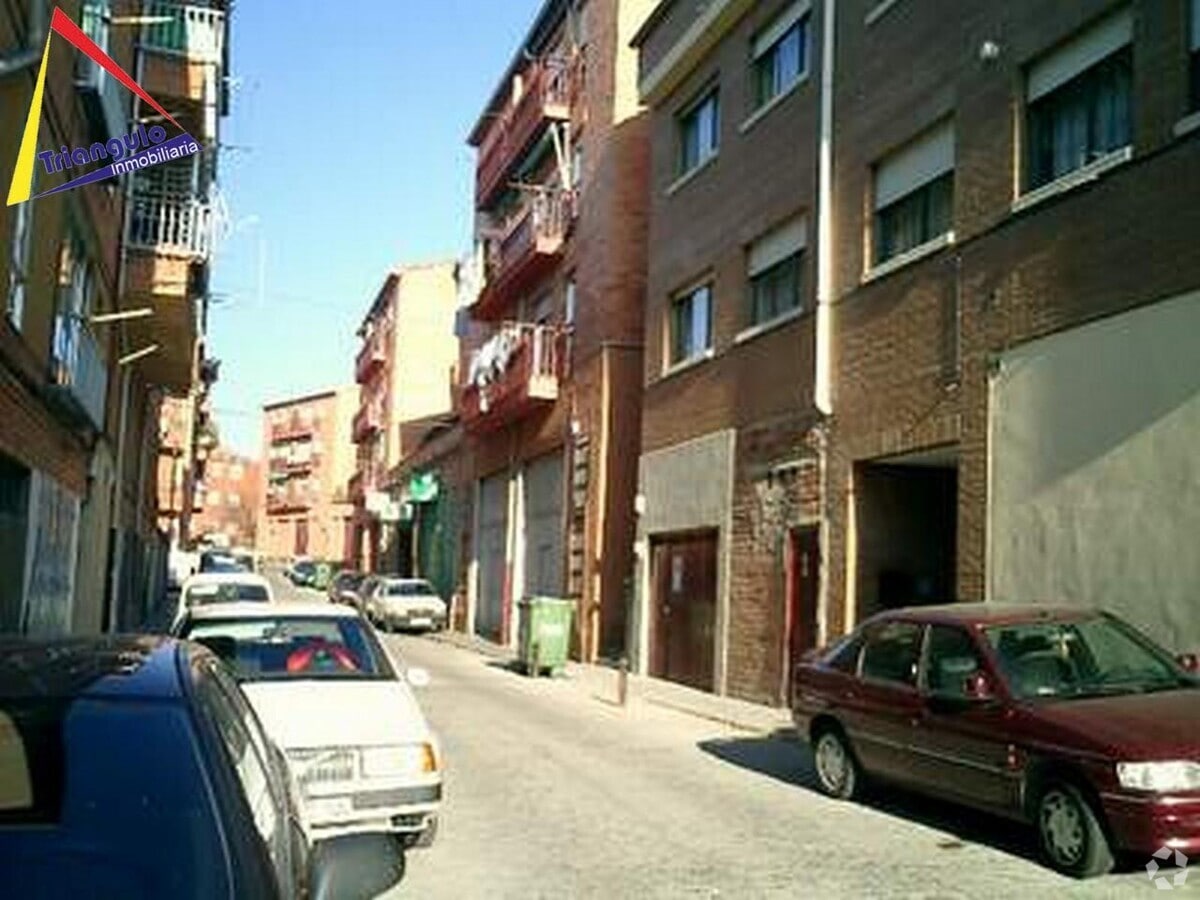 Segovia, SEG 40003 - Unit Puerta 03, Esc. 1 - - Interior Photo - Image 2 of 2