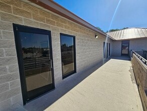220-224 Fort Worth Hwy, Weatherford, TX for lease Interior Photo- Image 2 of 14