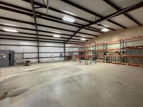 2170 Collins Rd, Denton, TX for lease Interior Photo- Image 1 of 5