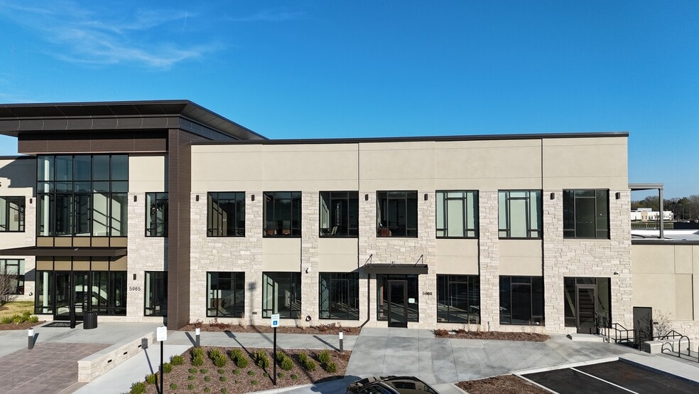 SR 32 & Promenade of Noblesville Pkwy, Noblesville, IN à louer - Photo du bâtiment - Image 3 de 5