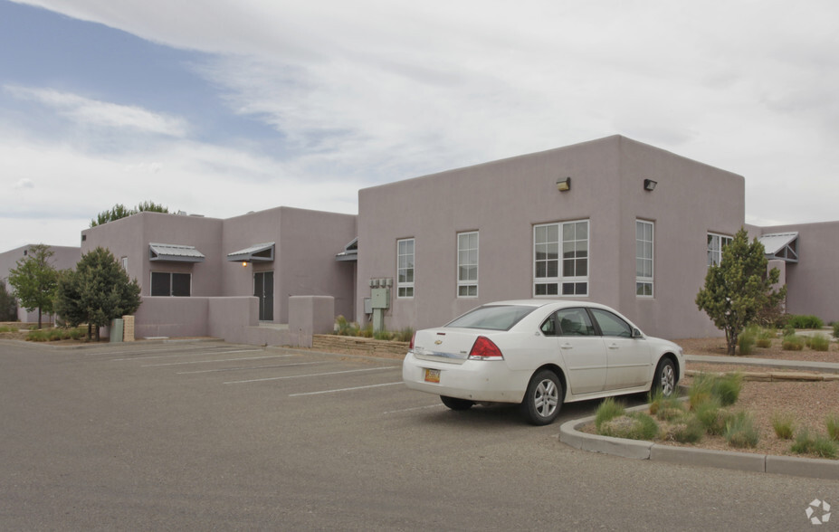 4001 Office Ct, Santa Fe, NM à louer - Photo principale - Image 1 de 4