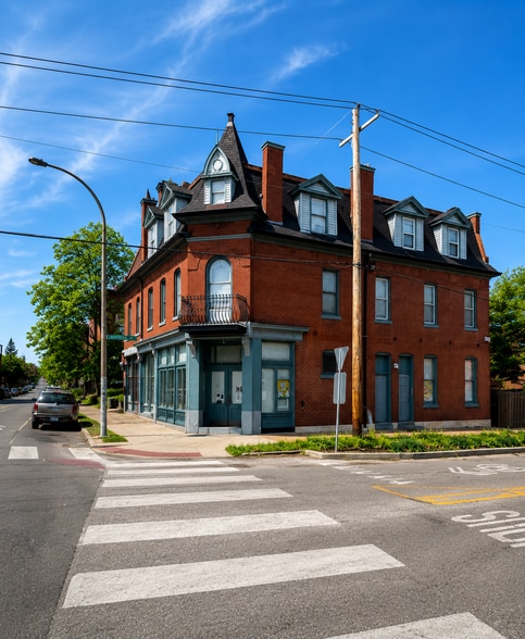 3401 Chippewa St, Saint Louis, MO à vendre - Photo du bâtiment - Image 2 de 21
