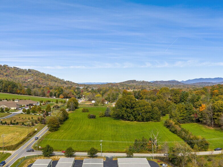 5620 Old Haywood Rd, Mills River, NC à vendre - Aérien - Image 3 de 11