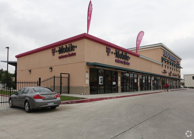 7011 Harrisburg Blvd, Houston, TX for lease - Building Photo - Image 1 of 1
