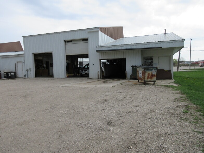 526 S Phillips St, Algona, IA for sale - Building Photo - Image 3 of 10