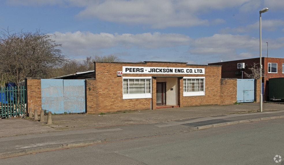 Timmis Rd, Stourbridge for lease - Primary Photo - Image 1 of 3