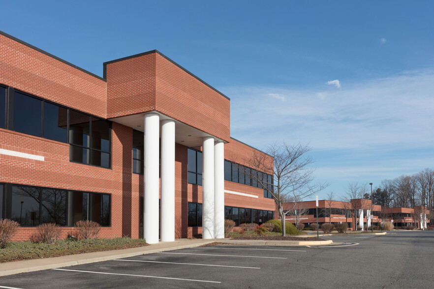 25 Center St, Stafford, VA for sale - Building Photo - Image 1 of 1