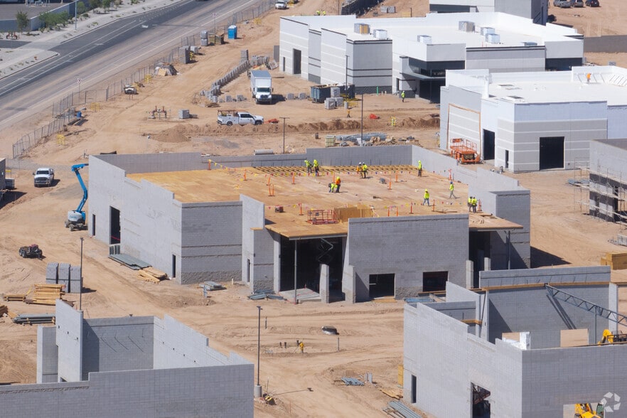 7214 E Pecos Rd, Mesa, AZ for sale - Primary Photo - Image 1 of 1