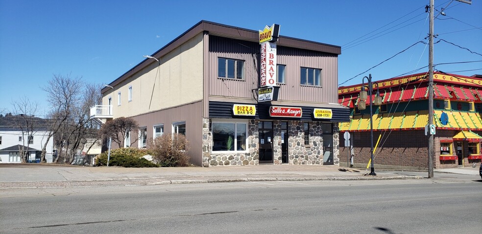 300-302 Av De Grand-Mère, Shawinigan, QC for sale - Primary Photo - Image 1 of 4