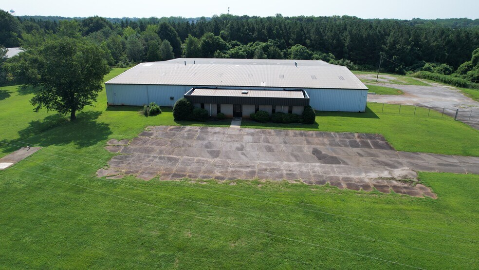 349 Huntington Rd, Gaffney, SC à louer - Photo du bâtiment - Image 1 de 15