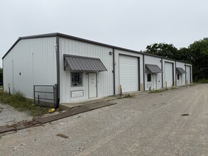 2170 Collins Rd, Denton, TX for lease Interior Photo- Image 1 of 3
