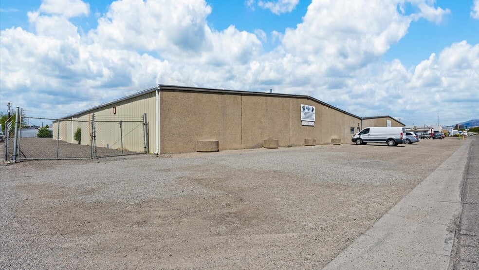 2482 Industrial Blvd, Grand Junction, CO à vendre - Photo du bâtiment - Image 3 de 30