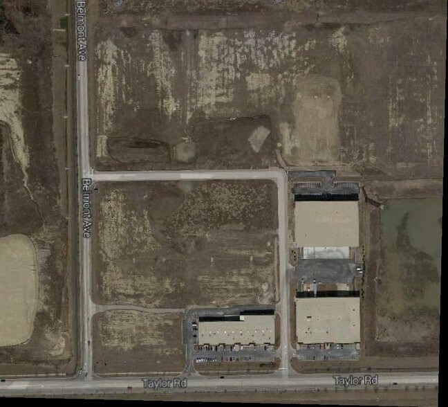 Taylor Rd, Romeoville, IL à vendre - Photo du bâtiment - Image 1 de 2