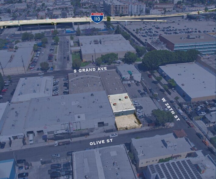 2807 S Olive St, Los Angeles, CA à vendre - Photo du bâtiment - Image 1 de 25