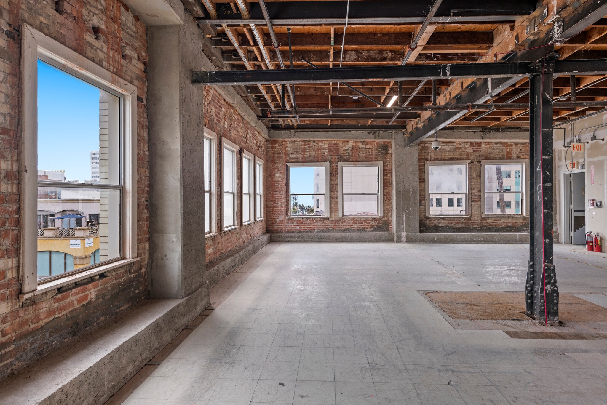 1355 3rd Street Promenade, Santa Monica, CA à louer Photo intérieure- Image 1 de 3