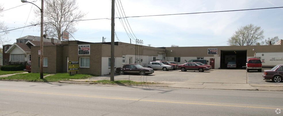 3911 Lagrange St, Toledo, OH for lease - Primary Photo - Image 1 of 3