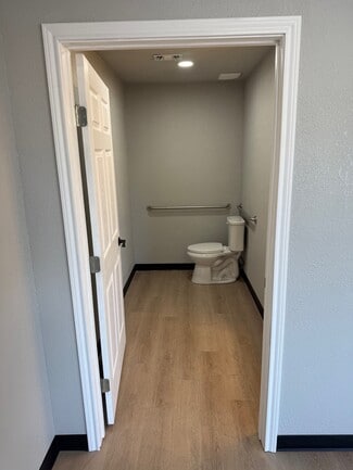 Plus de détails pour 1702 Santa Fe Dr, Weatherford, TX - Bureau à louer