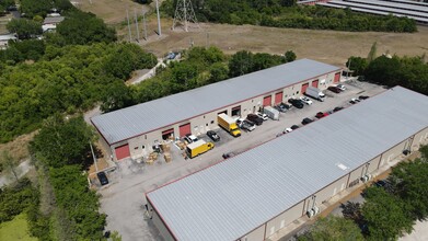 2433 S 86th St, Tampa, FL for lease Building Photo- Image 1 of 5