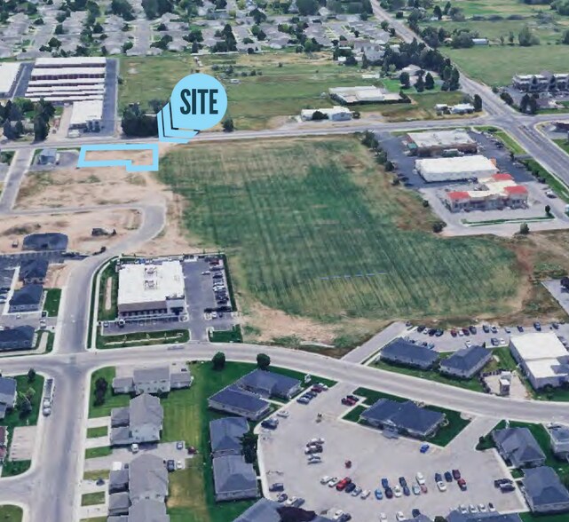 3377 E Chasewood Dr, Ammon, ID à vendre - Photo du bâtiment - Image 2 de 4