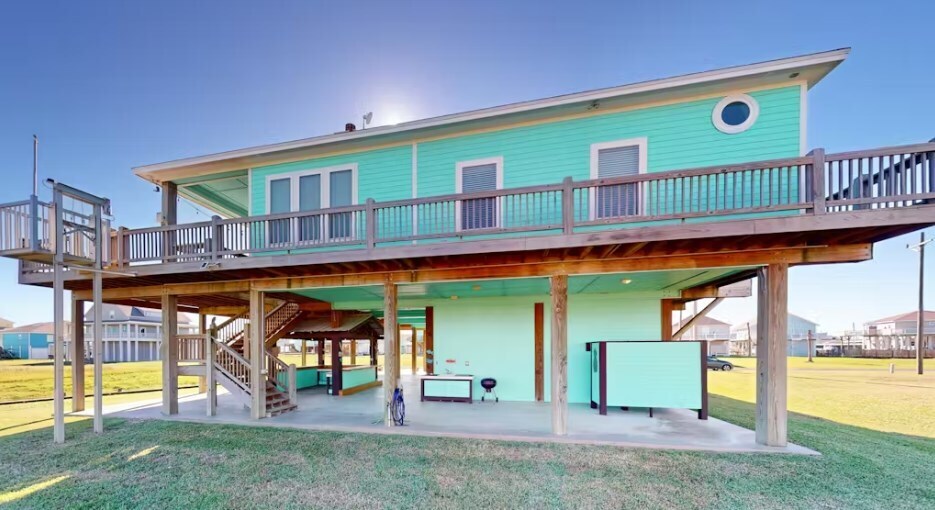 922 Palm Ridge Dr, Crystal Beach, TX à vendre - Photo du bâtiment - Image 2 de 17