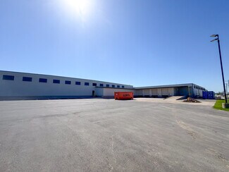 Plus de détails pour 701 E 37th St N, Wichita, KS - Industriel à louer