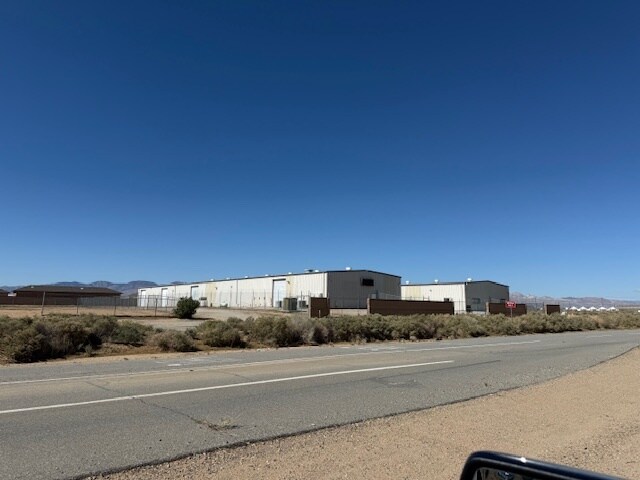 19331-19441 Neuralia Rd, California City, CA à vendre - Photo du bâtiment - Image 3 de 14