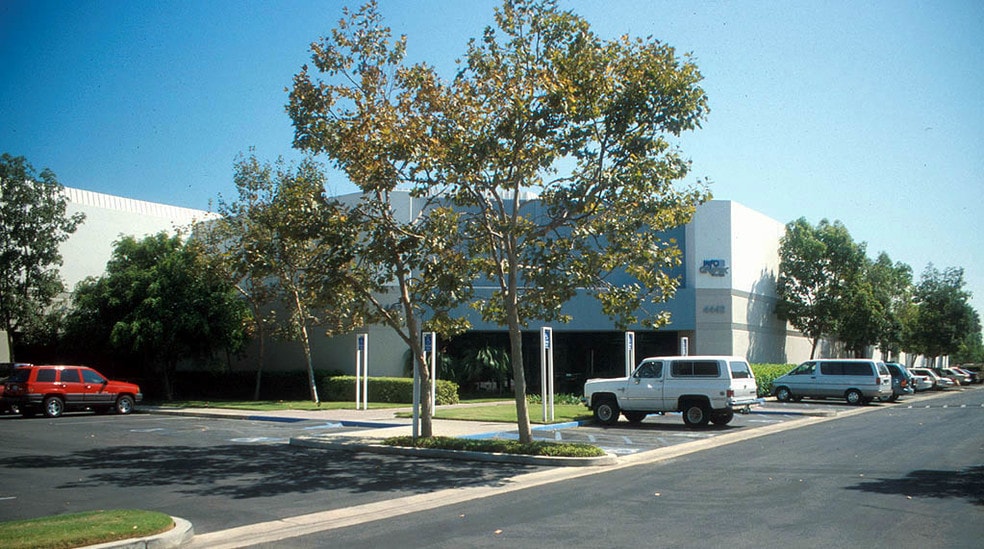 4462 Corporate Center Dr, Los Alamitos, CA for lease - Building Photo - Image 3 of 7