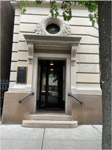 23 2nd St, Troy, NY for lease - Building Photo - Image 2 of 4