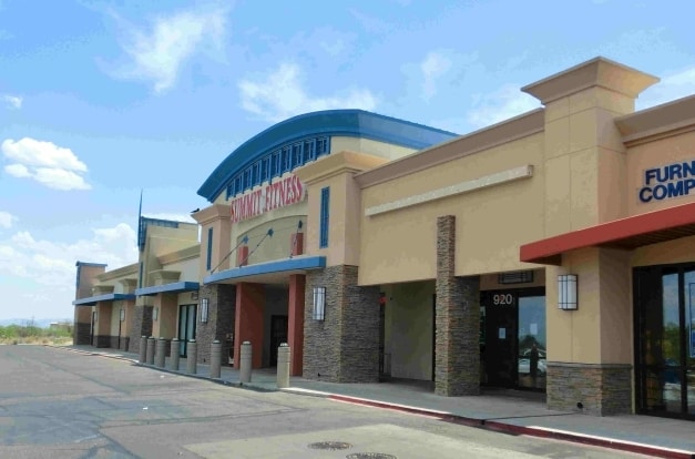 902-956 E Fry Blvd, Sierra Vista, AZ à louer - Photo du bâtiment - Image 2 de 4