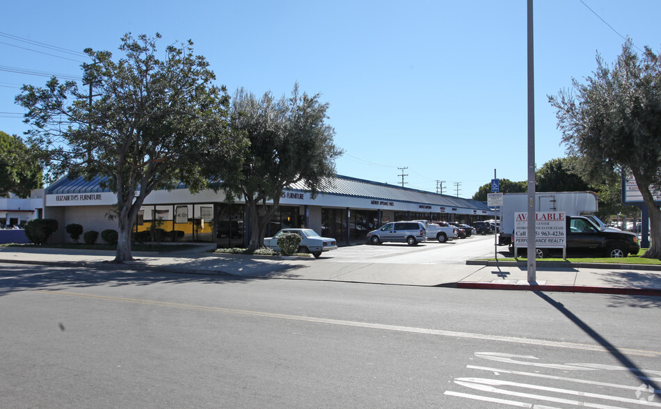 900-980 S A St, Oxnard, CA à louer - Photo principale - Image 1 de 4