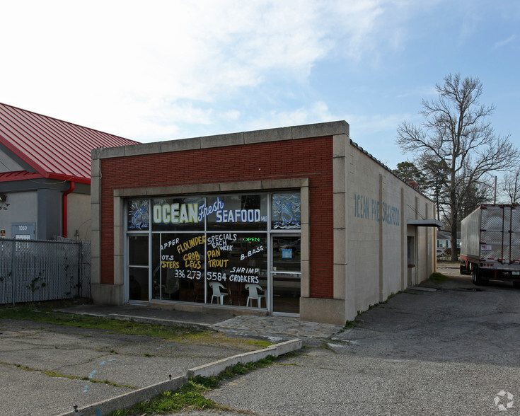 954 E Bessemer Ave, Greensboro, NC for sale - Primary Photo - Image 1 of 1