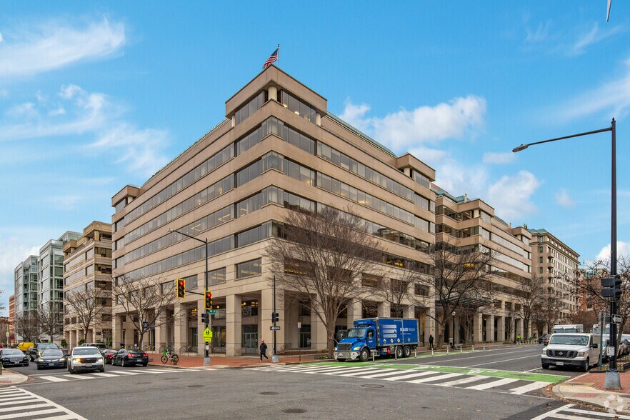 2445 M St NW, Washington, DC à louer - Photo principale - Image 1 de 23