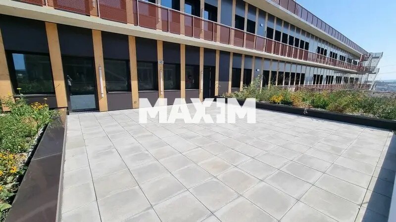 21-21 Avenue Francoise Giroud, Dijon for lease - Building Photo - Image 2 of 9