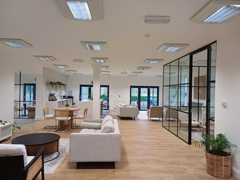 Harborough Rd, Market Harborough à louer - Photo intérieure - Image 2 de 4