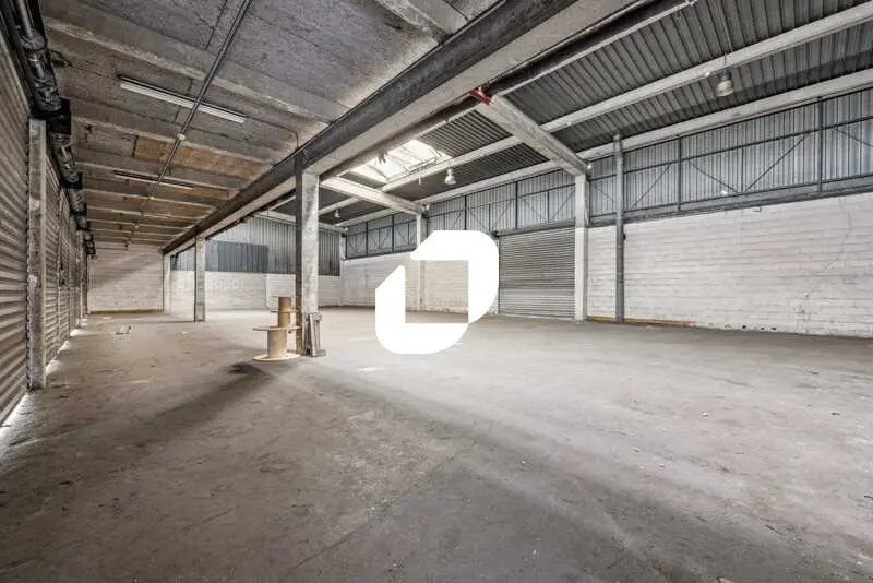 Flex in Aulnay-sous-Bois for lease - Interior Photo - Image 2 of 26