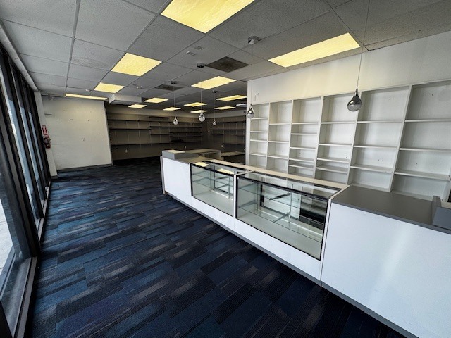 29 N Federal Hwy, Hallandale Beach, FL for lease Interior Photo- Image 1 of 7